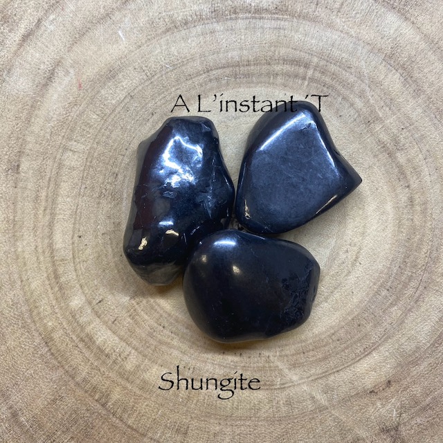 Shungite 'AA' Pierres Roulées