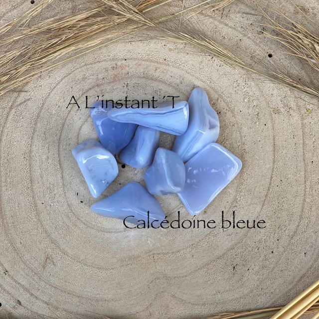 Calcédoine bleue Malawi A Pierres Roulées