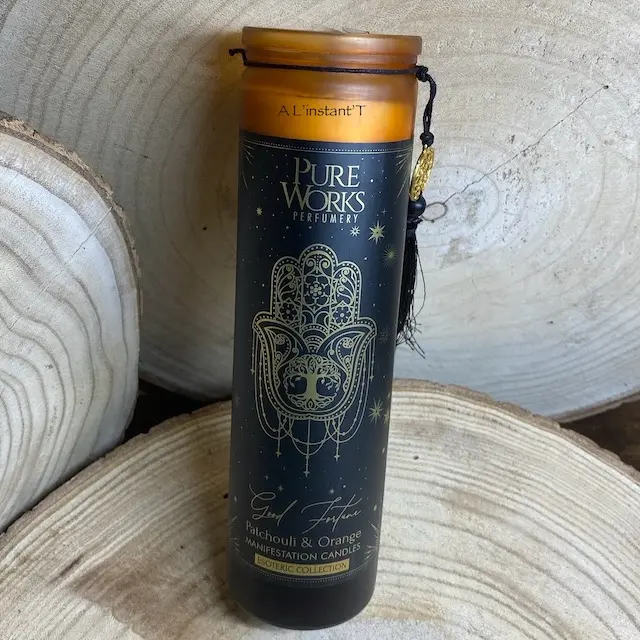 Bougie Good Fortune en verre avec pompon Patchouli & Orange 300g