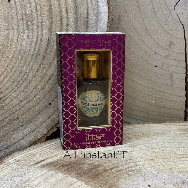 Huile parfumée ayurvédique au Patchouli noir
