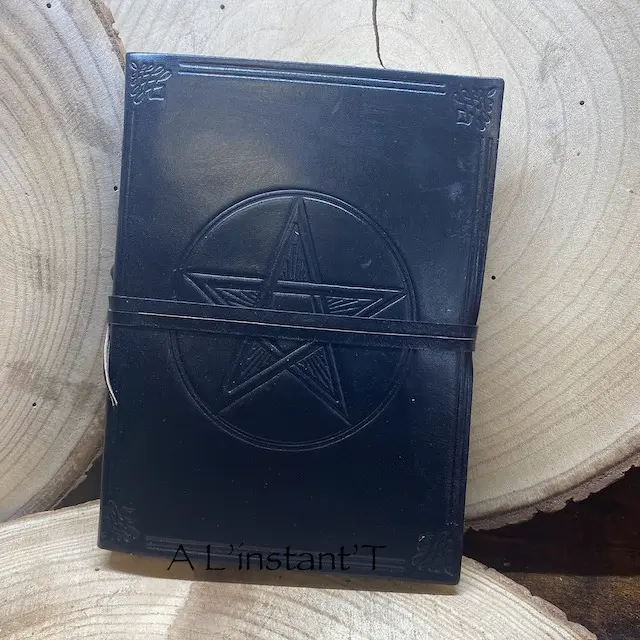 [75100] Grimoire en Cuir Pentacle  