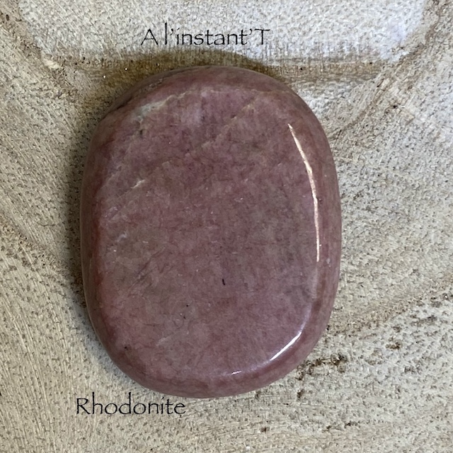 Rhodonite Galets Plat